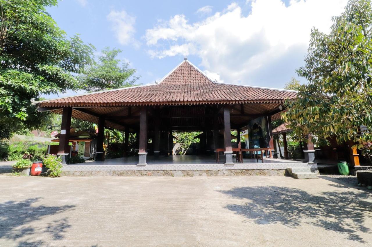 Hotel Omah Rohadi Syariah By Ndalem Beong Magelang Esterno foto